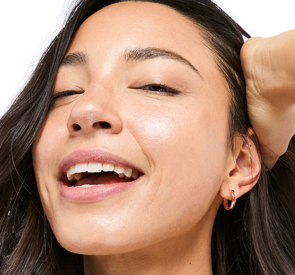 Tint-sational™ Sheer Skin-Perfecting Serum - Image 13